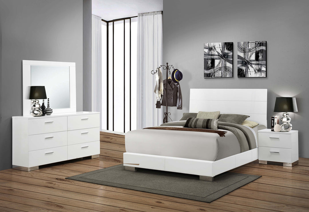 Felicity Contemporary White Eastern King Four-Piece Set