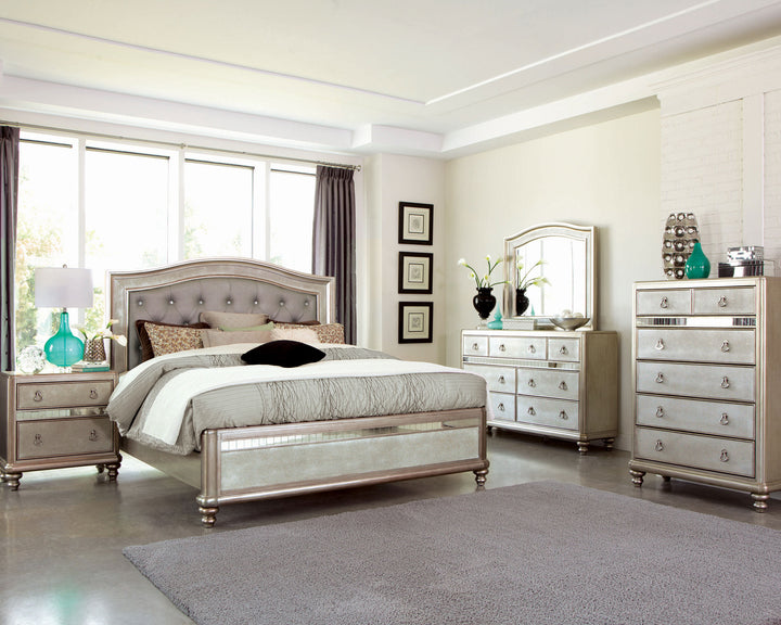 Bling Game 5-piece Eastern King Bedroom Set Platinum