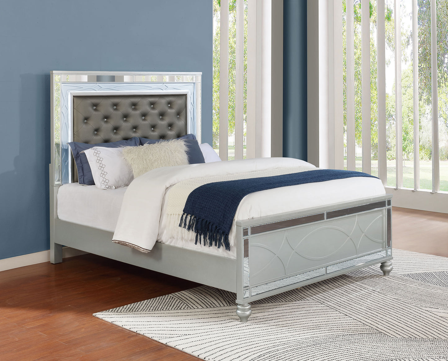 Gunnison Wood Queen LED Panel Bed Silver Metallic