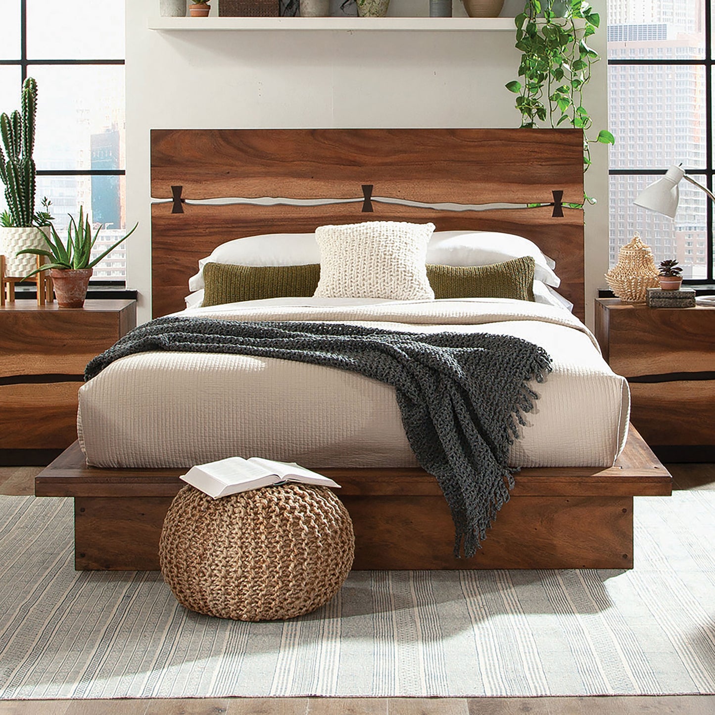 Winslow Wood Eastern King Panel Bed Smokey Walnut