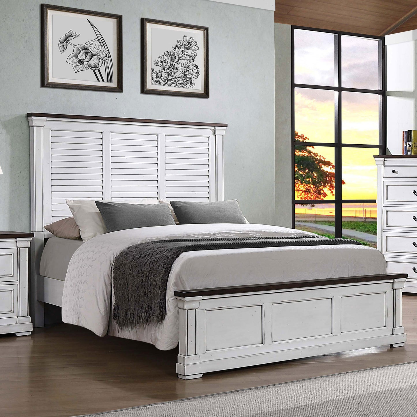 Hillcrest Wood California King Panel Bed Distressed White