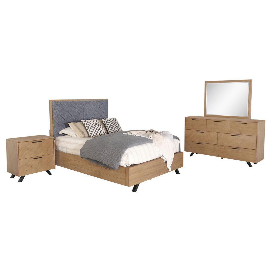 Taylor 4-piece Eastern King Bedroom Set Light Honey Brown