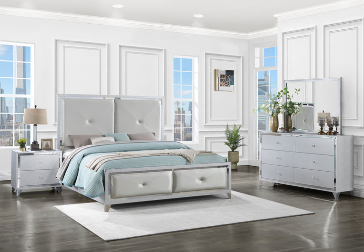 Larue 4-piece California King Bedroom Set Silver