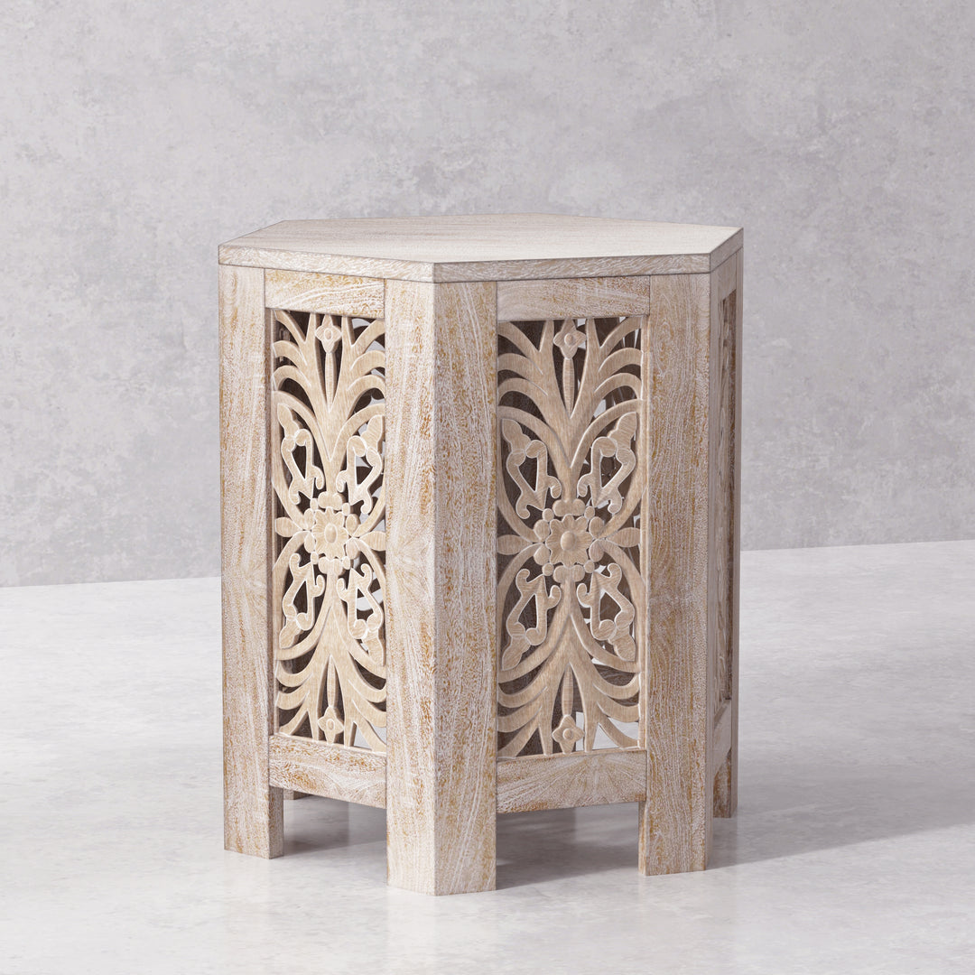 House Crossings Eden End Table